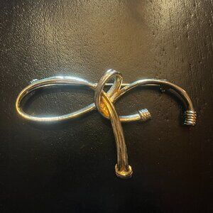 Vintage Gold Tone Bow Knot Design Brooch